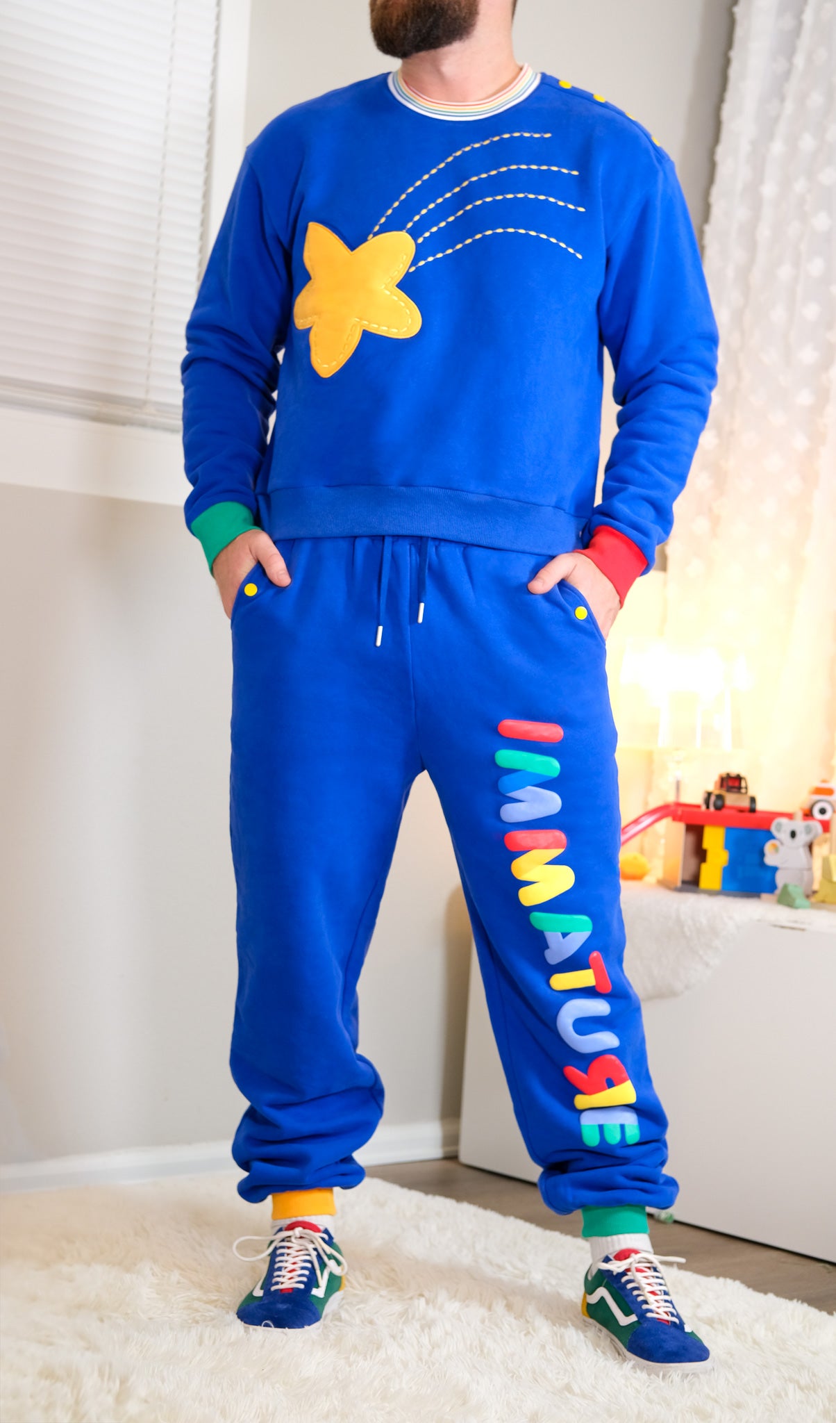 90s Shooting Star Secret-Pocket Colorblock Sweatshirt – Immature
